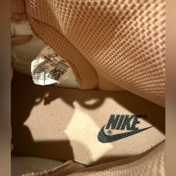 Nike Tan Camouflage Sneakers - Picture 5 of 5